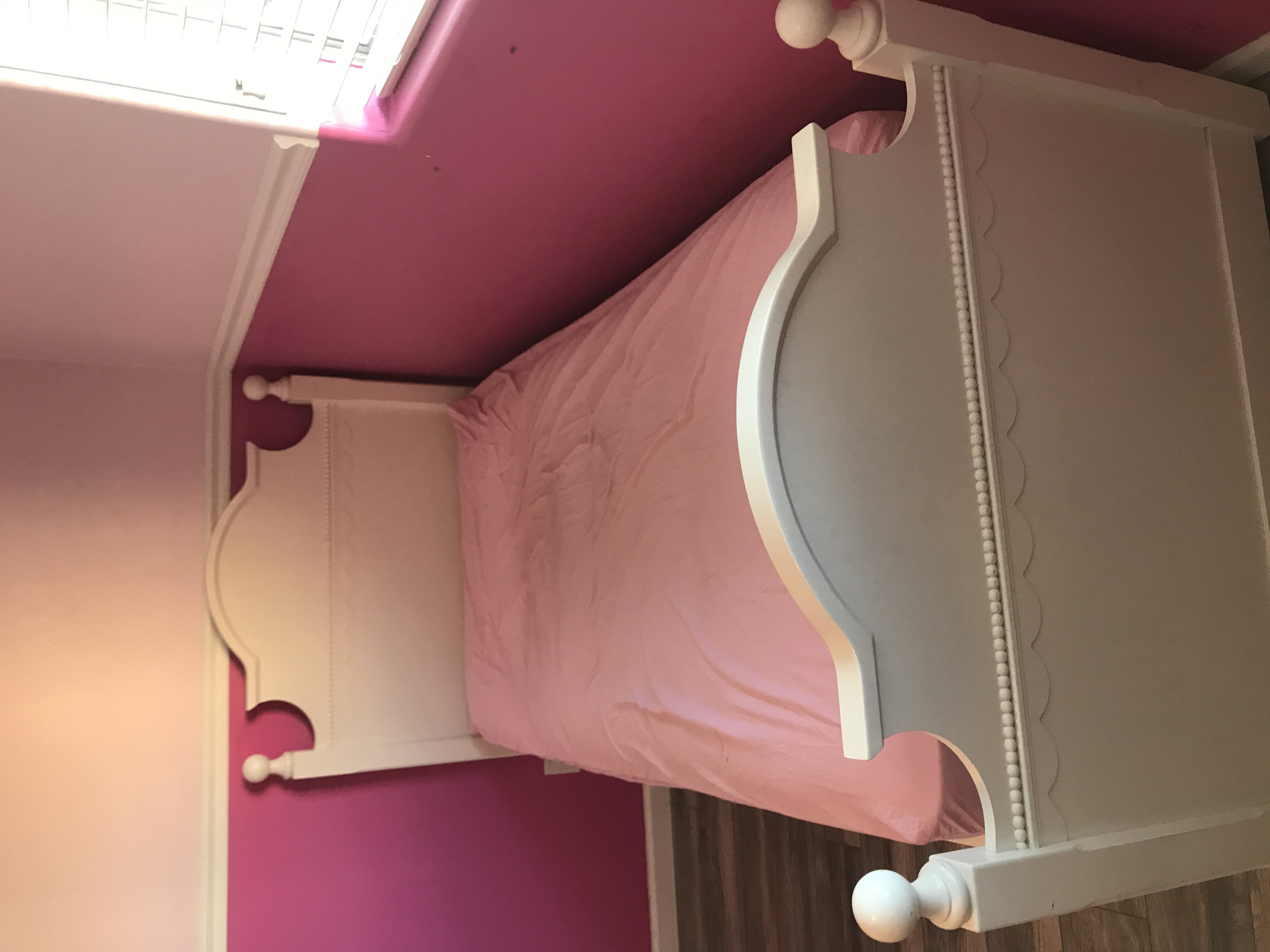 Sold Cafe Kid Girls Twin Trundle Bed And Matching Desk
